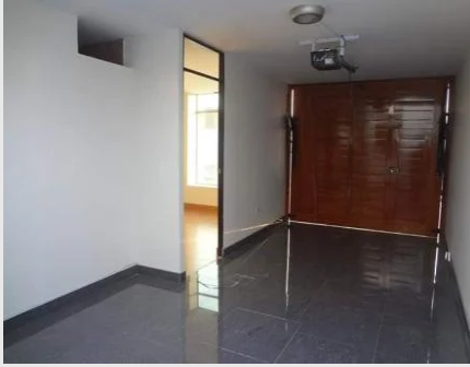 2 Cuartos – ALQUILO CASA 1Piso c/COCHERA en DOMUS - NUEVO CHIMBOTE