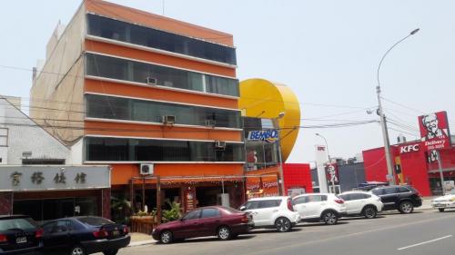 Estudio, 30 m² – Alquiler Oficina-Consultorio 30m2 Alt. cuadra 27 de Av. Aviación